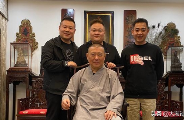 德云社“庞各庄三剑客”合体，时光回到16年前，蹉跎岁月引感慨