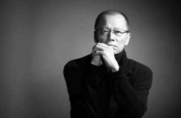 纪念｜张毅：光影、琉璃、爱