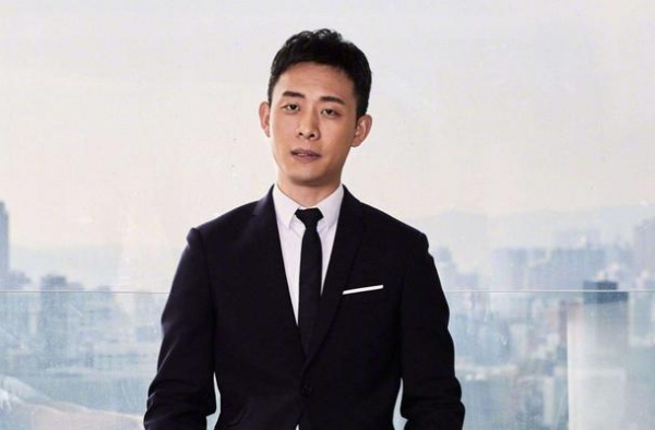苦熬十年算什么，影帝张译对前女友情深义重，被前任家人活活拆散
