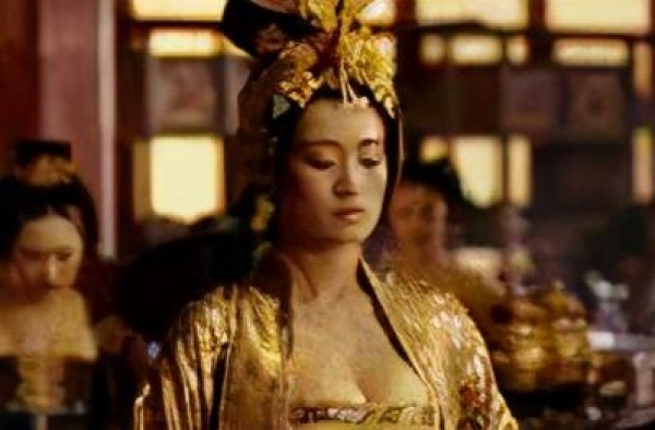 张艺谋为什么一直不肯娶巩俐？