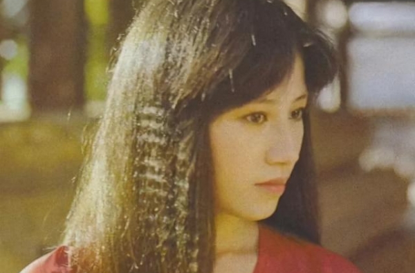 两任丈夫因她入狱，一任丈夫因她意外去世，美人命运为何如此多舛