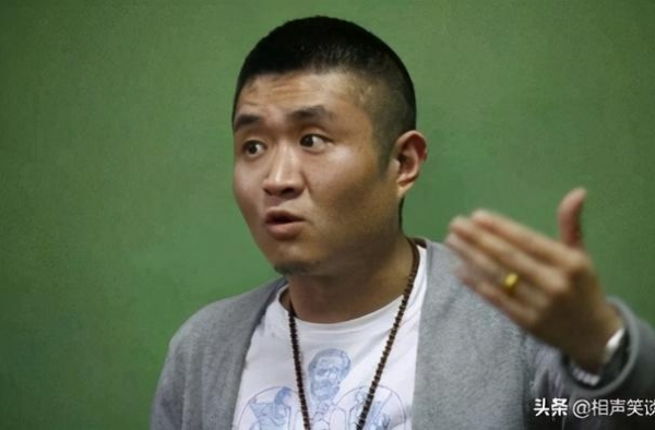 小弟已经是大哥，你还当他是小弟，这就是苗阜被玉浩打的根本原因