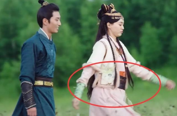 燕云台槽点大合集！唐嫣被指半永久式演技，替身穿帮遭扒有男有女