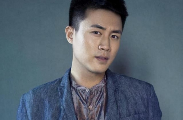 杜淳的女人缘一点不比他父亲的差