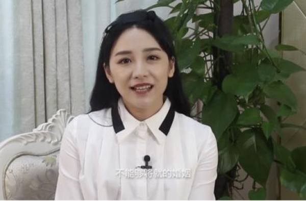 非诚勿扰女嘉宾黄菲约嫁金莎 自己的婚姻自己做主