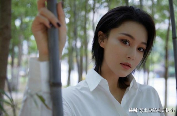 张馨予晒了一碗奥灶面，网友们引起了共鸣：会做还会吃，点赞