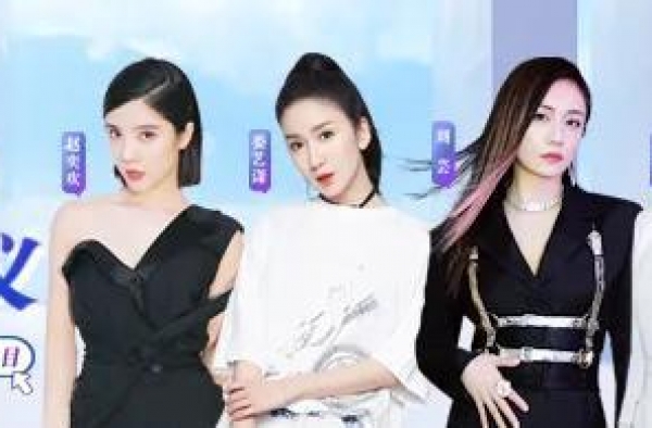 儿媳妻子女儿母亲四位一体，伊能静的精彩人生