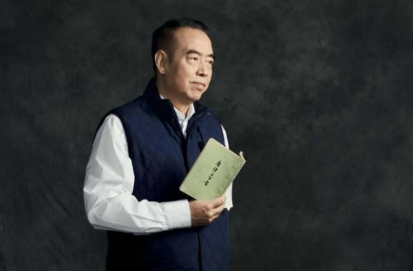 陈凯歌：辜负洪晃，与倪萍同居7年，为何最后却娶了陈红？