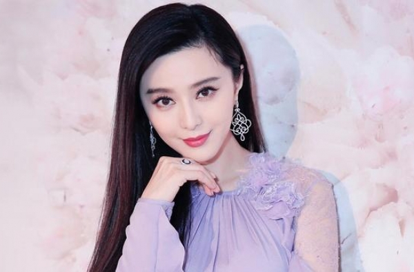 中国大陆10位高人气漂亮女星，个个都清纯、美丽，你最喜欢谁？