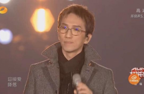 爷青回！张韶涵林志炫容祖儿黄绮珊深情联唱，歌手重聚满满回忆杀