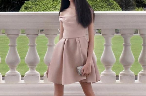 任达华14岁女儿登杂志，身高180，成35年最年轻封面女郎