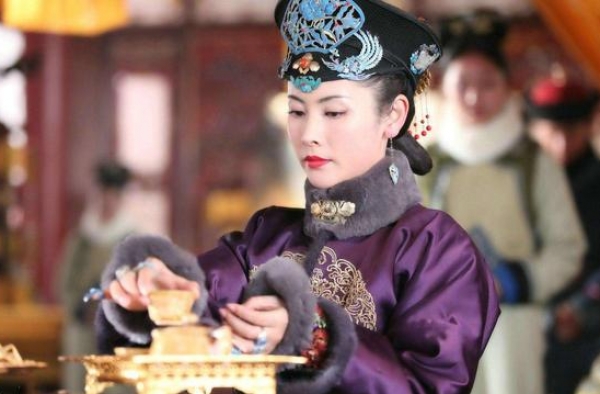 田亮自曝妻子出轨，杨明娜回应：隐忍至今，全为了孩子的安宁