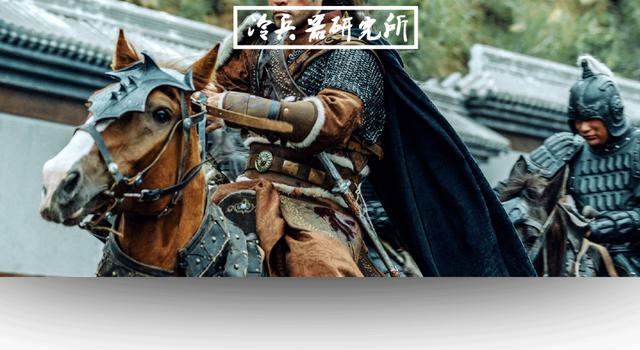 一锤子砸死政敌，《燕云台》中韩德让这样牛？他不仅有萧太后撑腰