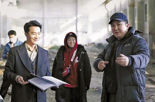 《瞄准》导演别克：五百导演给足我创作空间