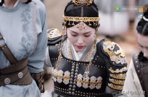 唐嫣怀孕还拍剧，剧中人物穿帮太多，孕肚让人太出戏