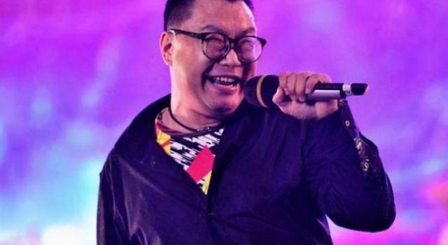 2度进宫的尹相杰有了新恋情，于文华当红娘，线牵拍卖师郭永美