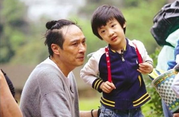 有种＂整容式长大＂叫费曼，昨日你爱答不理，现在你高攀不起