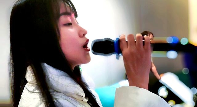 内地歌手张灵敏应邀赴湖南郴州做客
