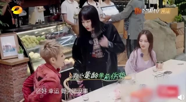 宁静自曝不加黄龄微信：聪明人的朋友圈，都在做减法
