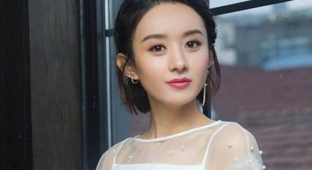 当明星躲不过网络舆论时，学学赵丽颖吧，变强大才能走得更远