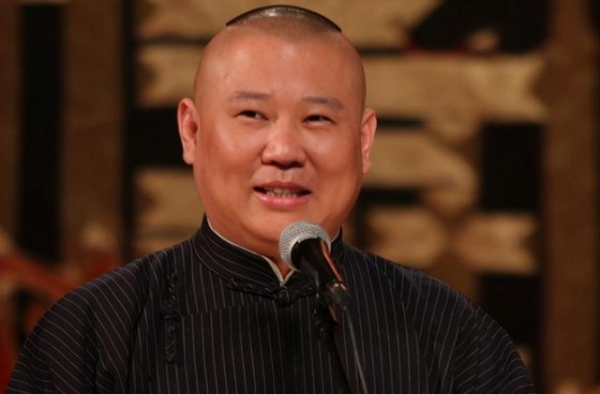 郭德纲不捧却自己红了，凭借沙雕表演吸睛，哭诉老郭团综不肯带他