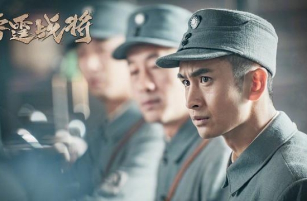 抗日神剧中比抹发胶更大的错误，当兵不剪发？新亮剑剧组避而不谈
