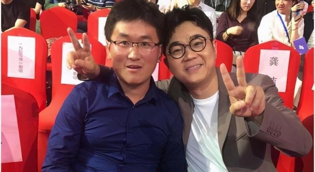 靠装疯卖傻走红，多次碰瓷王思聪，网络喊话郭德纲，这人是疯了吧