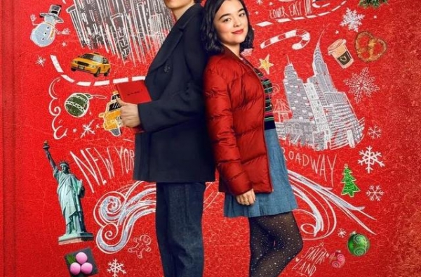一口气看完八集，Netflix出品的小甜剧，又欲又俗