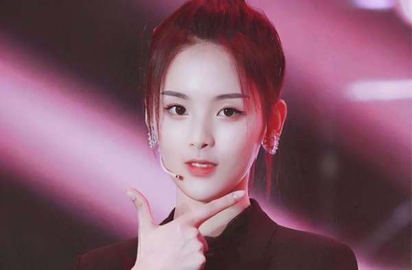 继李佳琦后，杨超越将成“新上海人”，成立新公司落户临港