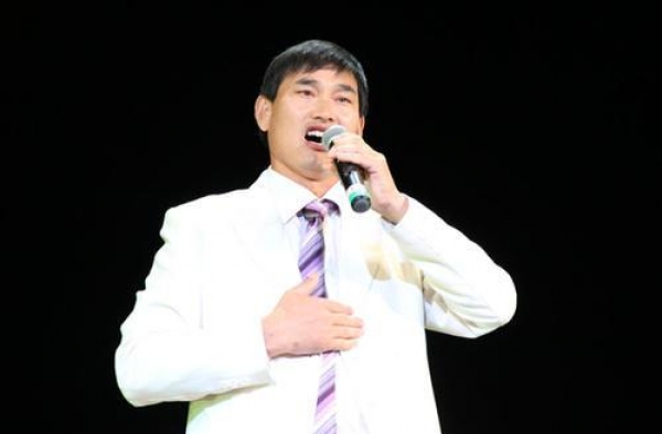 大衣哥获“重量级嘉宾”力挺：看他甩出的截图，黑子们就该闭嘴了