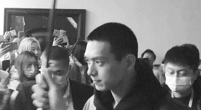 李现寸头生图好野 路演状态绝佳引路人围观