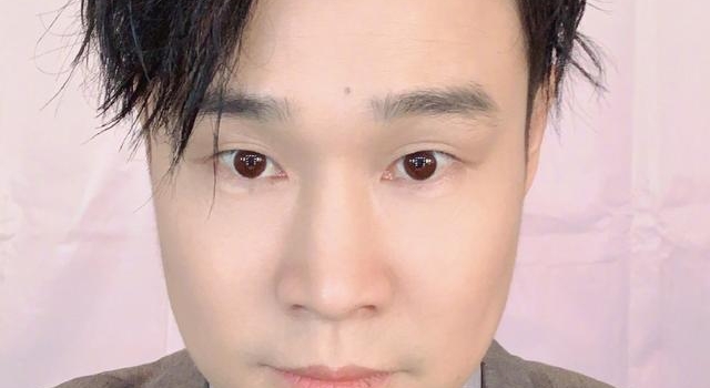 小沈阳女儿近况曝光，为爸爸加油显喜剧天赋，直让爸爸变“粑粑”