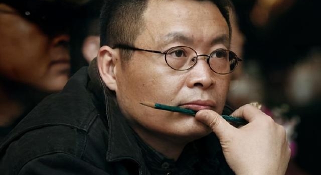 因2耳光离家出走，20年后回头父亲已痴，董卿为他推掉所有主持