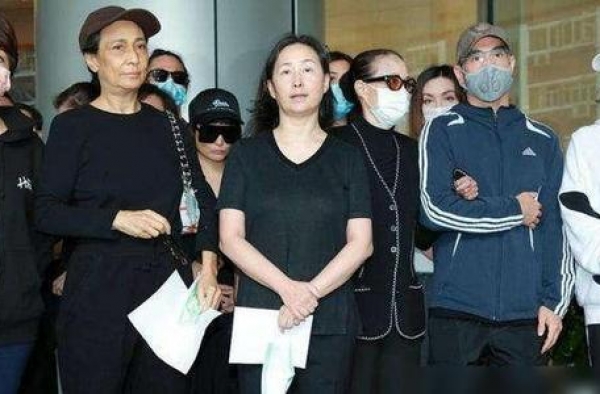 “杀伐果断”蓝琼缨：14岁上位，越过黎婉华，让何超琼当棋子