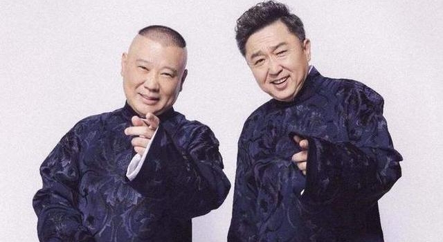 郭德纲：我现在看谁都像郭麒麟 于谦的反应亮了