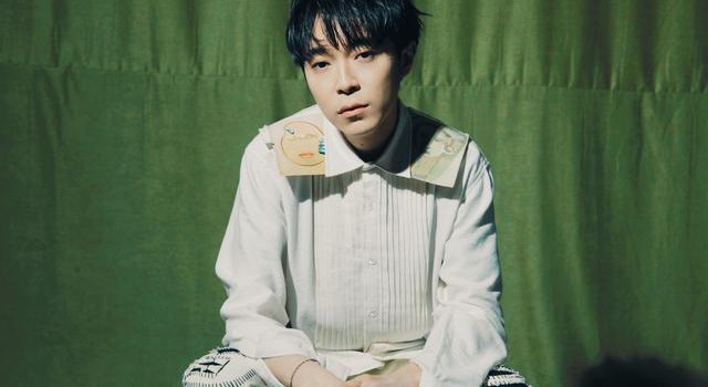 吴青峰：过去不想装成熟，现在也不会装年轻