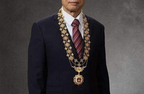 敢质问钟南山院士？沈佳欣闯大祸恐面临刑罚，打假人王海竟支持