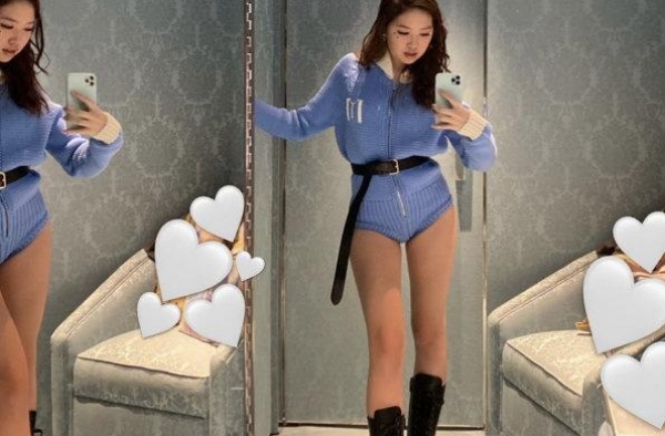 甄子丹16岁女儿晒性感照，逆天长腿太吸睛，却因发育好被嘲显老