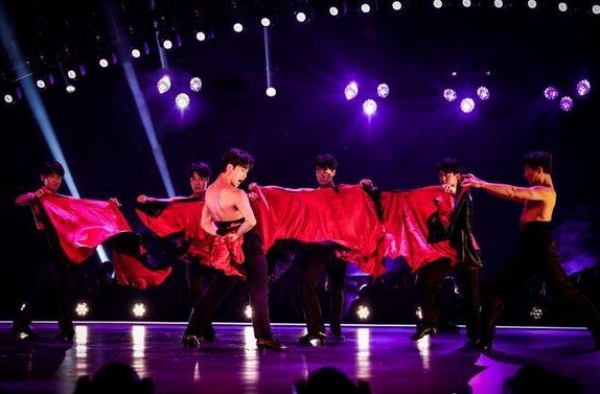 霹雳舞入奥，体育舞蹈的30年“出圈”之路
