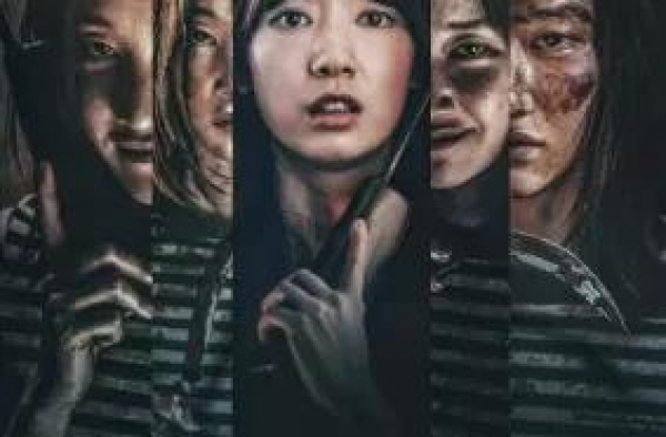 耍心机、骂脏话、捅刀子，这部电影值得朴信惠大转型吗？