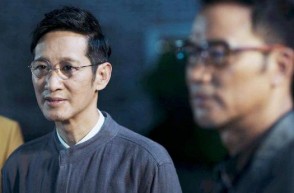 接烂片？老戏骨口碑这下可能要保不住了，王劲松糊涂呀