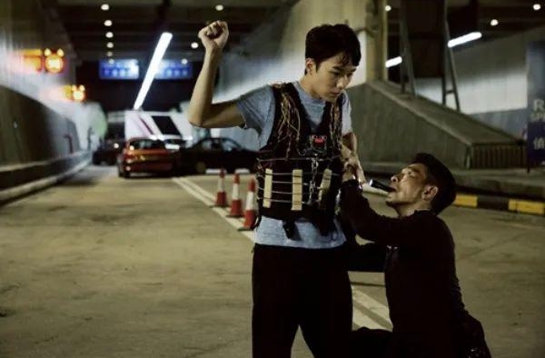 看完刘德华《拆弹专家2》后，我心情复杂，写下了这篇文章