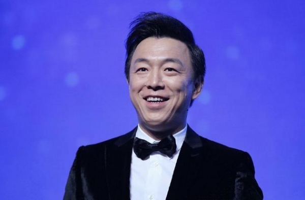 “丑娘”年轻时是校花？原以为是闹着玩，看到年轻时的照片就闭嘴