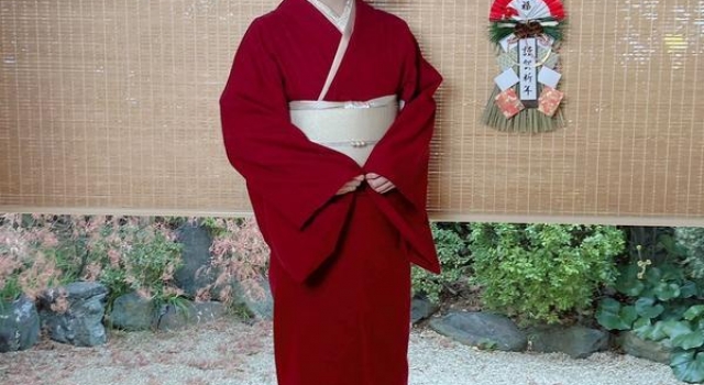 次元壁破了！腾格尔变花泽香菜“粉丝”，奶一个《恋爱循环》联动