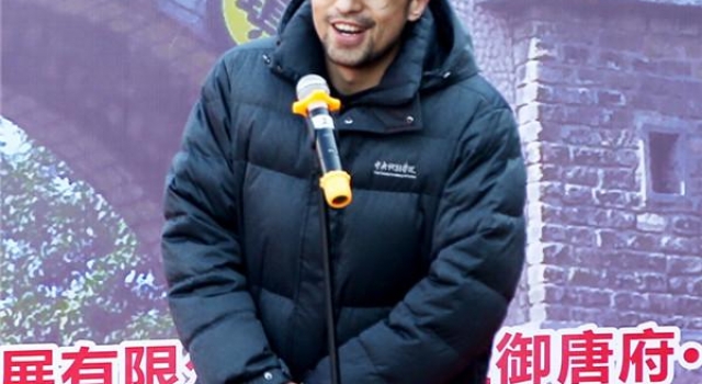 《还巢》导演陈奕鸣：湛江景色很美 适合剧中场景