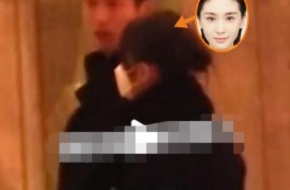 王子文有新恋情？和神秘男一路热聊深夜同回酒店，曾被传隐婚生子