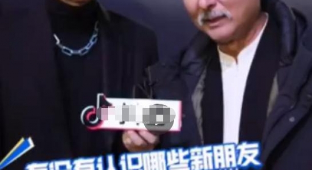 陈佩斯以为孟鹤堂是药铺字号，还叫岳云鹏小胖子，儿子忙打圆场