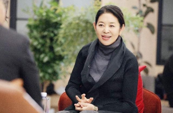 宋丹丹、倪萍断联20年，《怦然再心动》见面抱头哭